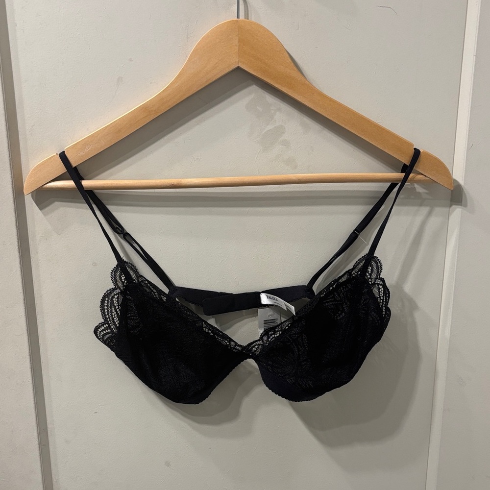 Talula Aritzia 2 Lace Bralettes BNWT